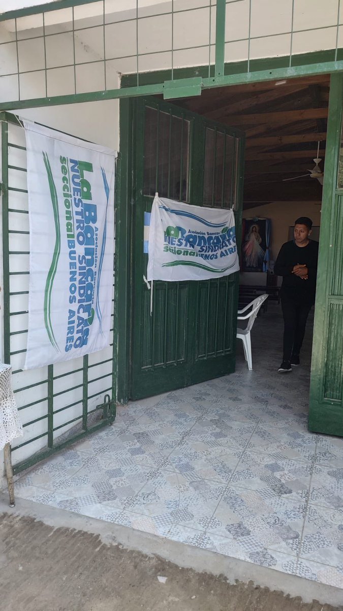 SergioOPalazzo's tweet photo. Ayer La Bancaria Seccional Buenos Aires, realizó una jornada Solidaria  de atención médica para las niñeces y adolescentes en articulación con La Obra Social Bancaria, así se atendieron a más de 400 alumnos y hermanos de la escuela  Jardín de Infantes del Barrio Nicolle de Virrey del Pino, La Matanza y 40 adultos y adolescentes del Hogar  y Centro Barrial Mamá Margarita, tuvieron atención pediatrica, odontológica, enfermería, Clínica Médica, Cardiología y electrocardiograma.