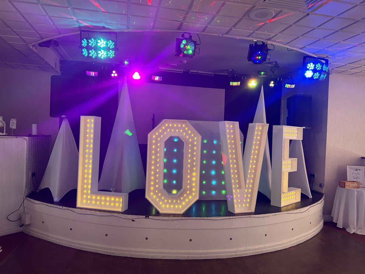 Edmund House Club tweet media