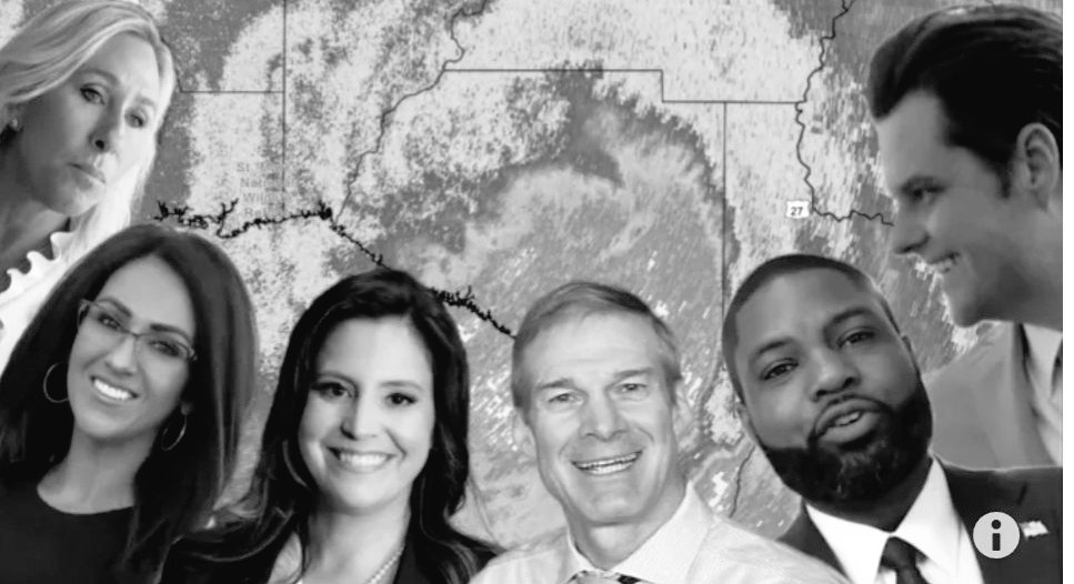TLangley99's tweet photo. Looking for comments on,
"Odds of one or more of Trump team being a flight risk on Nov 6th? _____%"
👇 
Hint: Trick Question 😏 
 It's 100% if we all #Vote
#IfTruthMatters in 🇺🇸 
#IfRightMatters in 🇺🇸 
#IfJusticeMatters in 🇺🇸 
#VoteBlueToEndTheCon
#VoteBlueForSoManyReasons https://t.co/j7k8SwvUfT