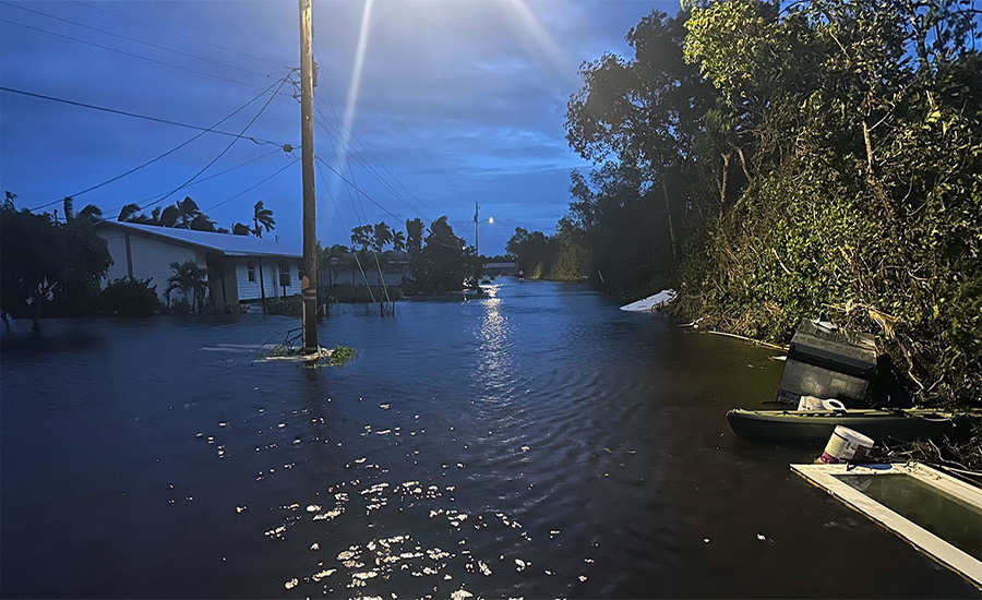 RoofContr's tweet image. The conversation around building codes and insurance has intensified in the aftermath of Hurricanes Helene and Milton. 
 #RoofingIndustry #InsuranceChallenges #ConstructionLeadership
Link: brnw.ch/21wNOXH