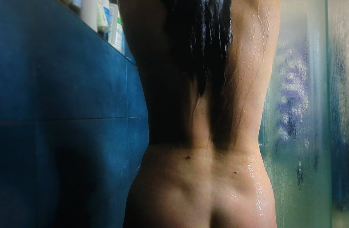 TheLillyLeoni's tweet photo. The weather's grown chilly but it's so wet and warm in here!
#wetwednesday #shower #BACKSHOTS
#backdimples
https://t.co/EKmWcJSdnZ https://t.co/SgTmlrMeaD