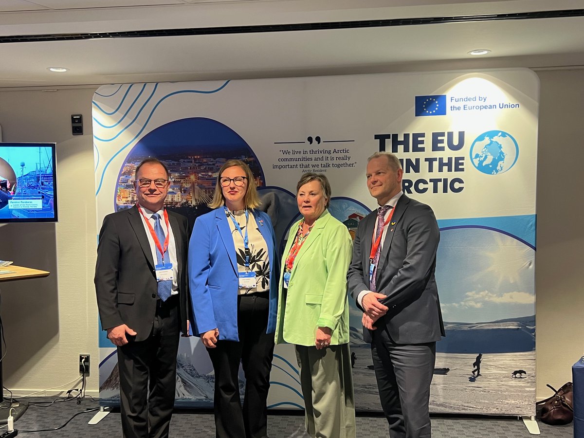 EU_MARE's tweet photo. Stop by the #EUArctic booth at @_Arctic_Circle #Assembly2024 on 17-19 October! 

Find out about the EU’s diverse actions for a peaceful,
sustainable &amp; prosperous Arctic, working with local communities, youth &amp; Indigenous Peoples.

#EUArctic #EUForeignPolicy https://t.co/j9J3LnFeVJ