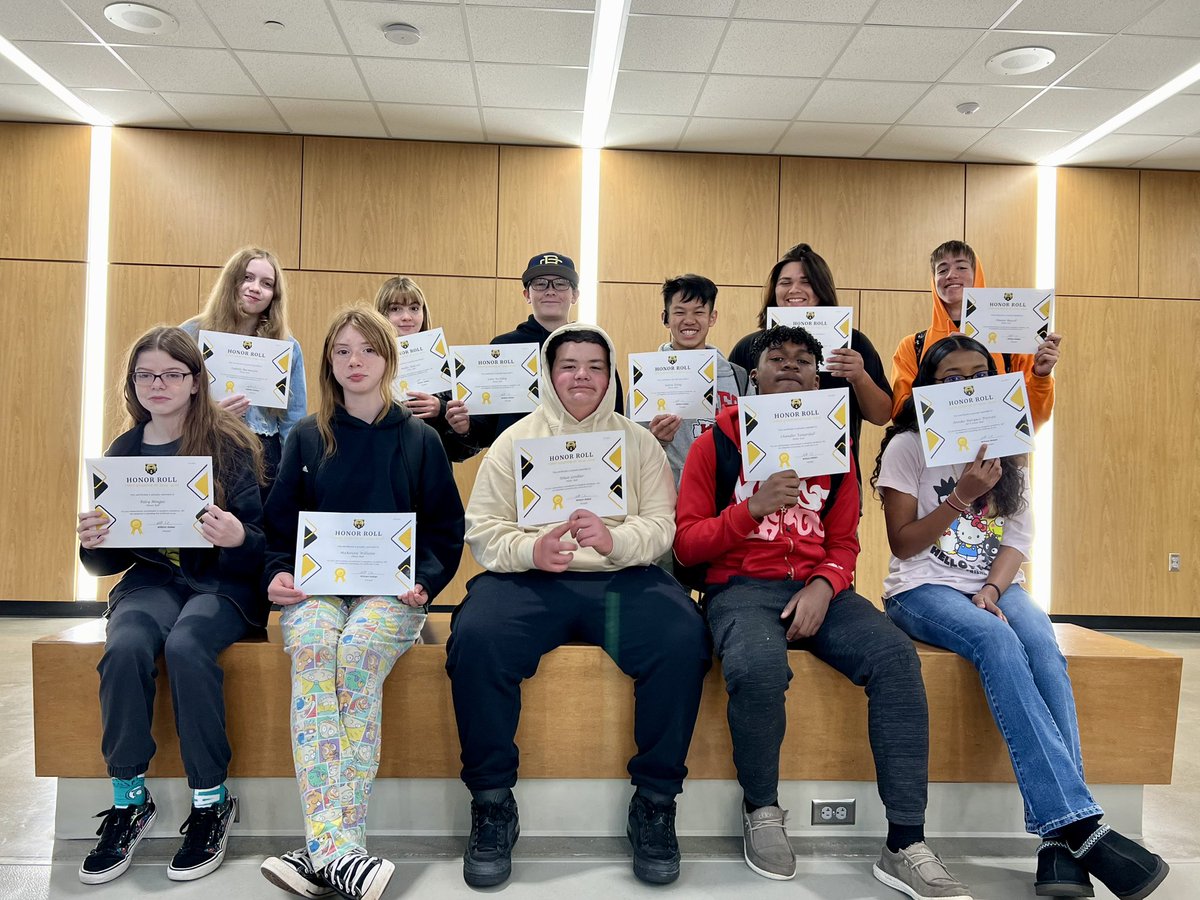 First quarter honor roll!! 💛🖤💛🖤