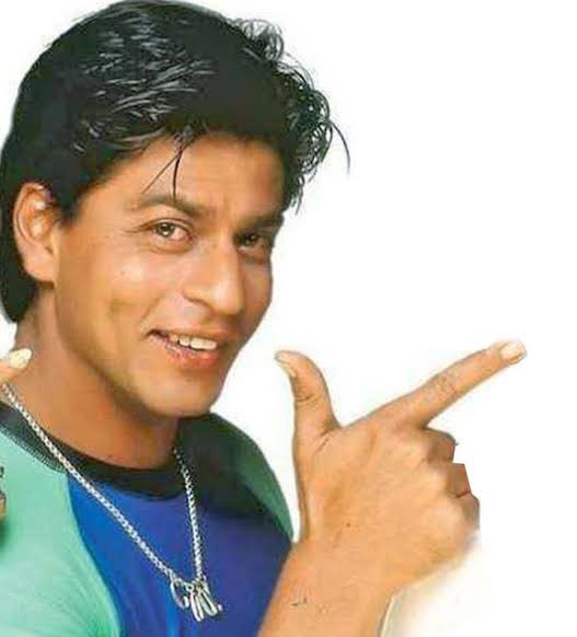 altamash4u's tweet image. 10/ 🎭 The casting magic! 😍 KJo had no second thoughts when it came to casting Shah Rukh Khan as Rahul. He said, “It’s always been SRK for this role, no one else could do Rahul!” 💫 #SRKForLife #CastingGoals