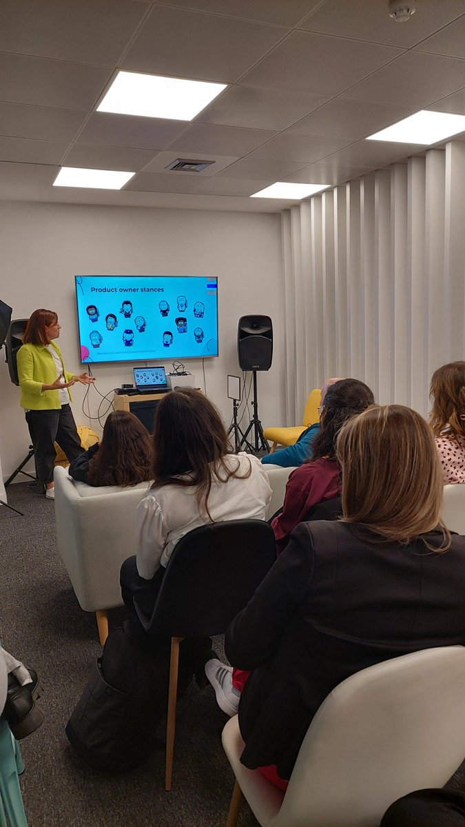 SaraxeBianchi's tweet photo. Loving these representations of the PO stances, the many sides needed to be successful

"We know a lot, but not everything, we need to be open to change and we can always learn from others", Telma Bem-Haja 
@GeekGirlsPT @kwancommunity https://t.co/QaF8GNQXWP