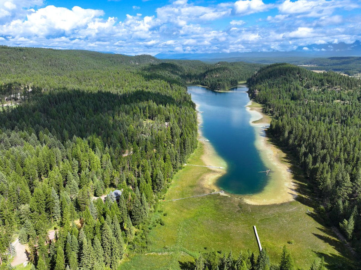 ILoveWhitefish's tweet photo. 🏞️ Escape to your private paradise at Whitefish Bootjack Lake! This stunning retreat offers awe-inspiring views of 4 acres of breathtaking woodland.🌲🌊
3 Bed
3 Bath
Sleeps 6
1 Pet
https://t.co/HbzVmfst4n
#WhitefishBootjackLake #MountainRetreat #NatureEscape #ExploreWhitefish https://t.co/9CGOW79onf