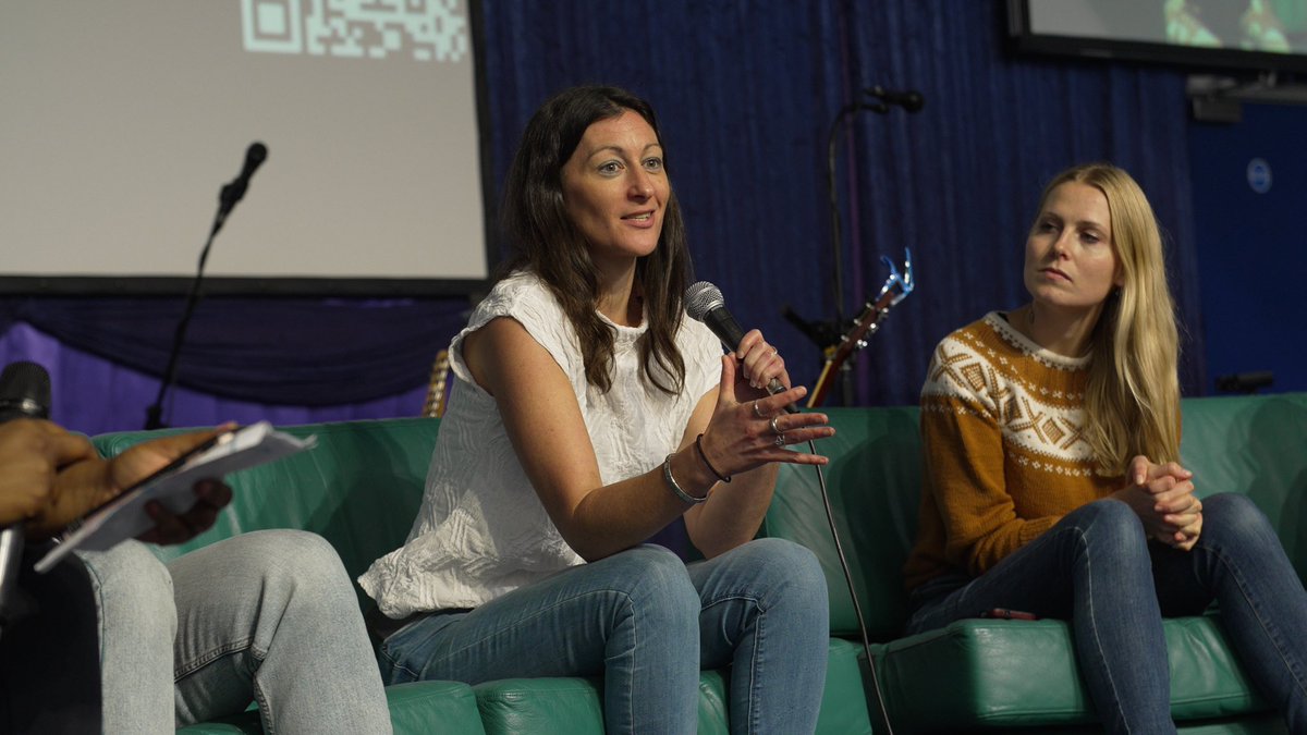 💖 Thank you to everyone who came to REBOOT CITY READING! We had hundreds of young people who asked tough questions about 🤖 AI and robots, 📜 the Bible, 🧠mental health, 🫶 dating, and so much more!! 

Get tickets to REBOOT CITY MANCHESTER on Sat, 2 Nov: rebootquestions.com