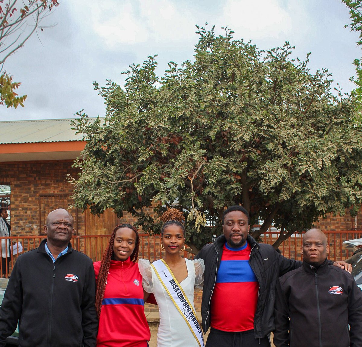PredoSurprise's tweet image. We thank phuti teffu for changing 180 youth lifes this past weekend in westernburg stadium we are proud of what she has done for us and giving back to community  

vote for phuti teffu for miss limpopo 2025