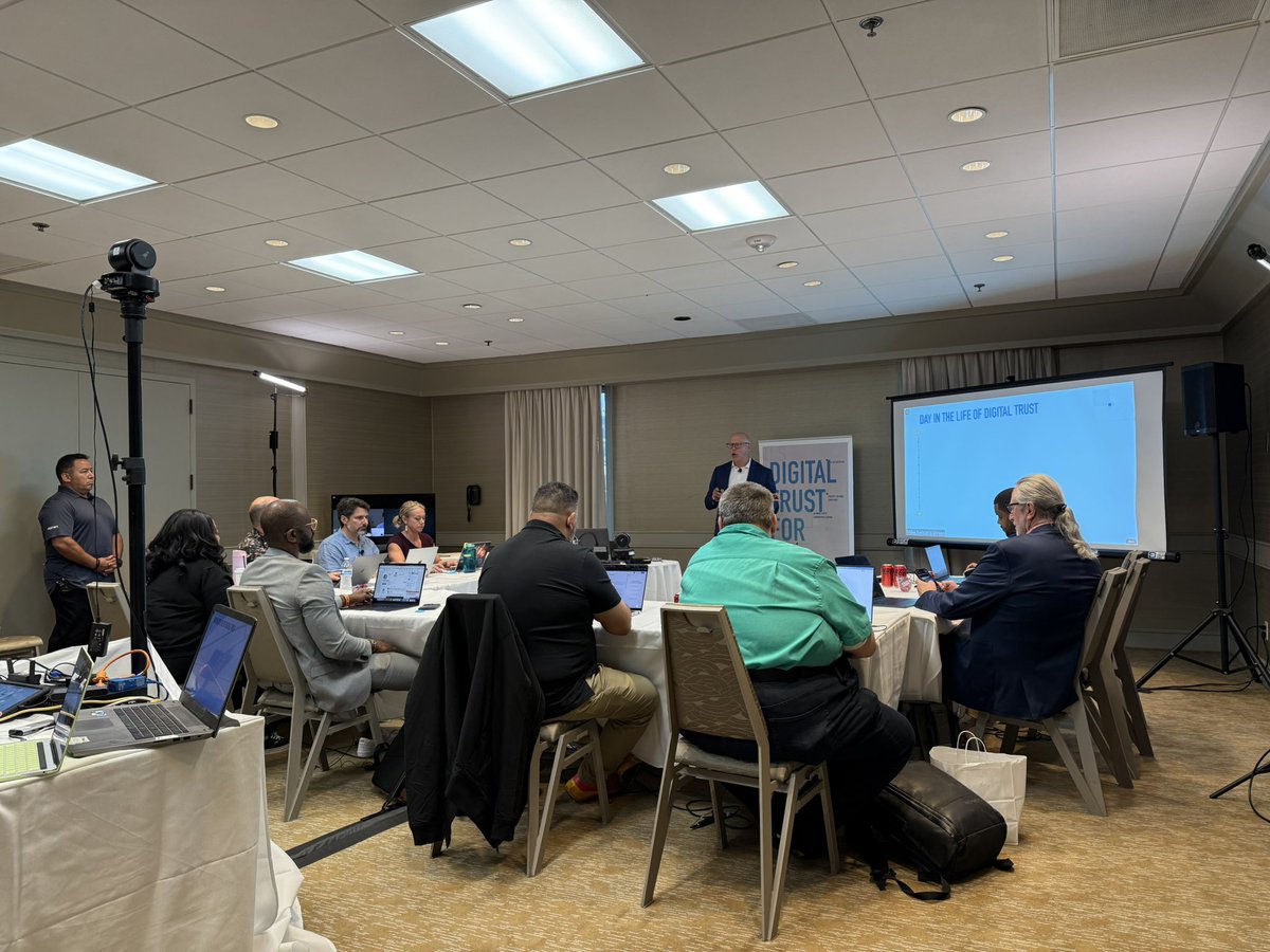 NetworkingNerd's tweet image. Here’s my view of #xfd12 today!