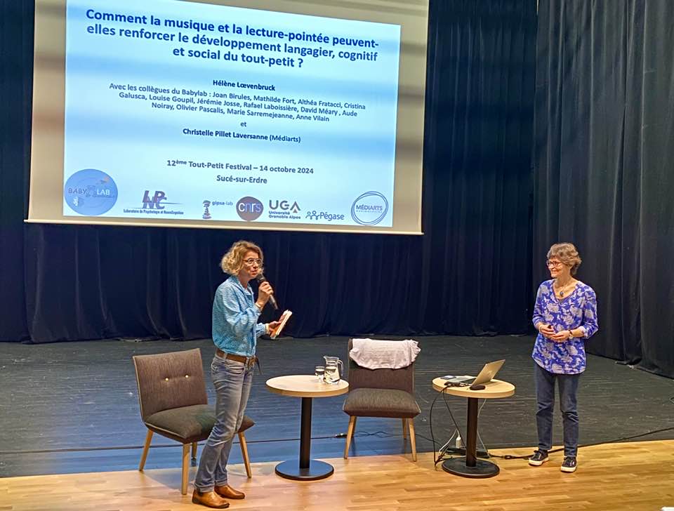 LoevenbruckLN's tweet photo. L'intervention musicale et la lecture pointée, pour étayer le langage et la communication chez le tout-petit, c'était en ouverture du Tout Petit Festival, avec Christelle Pillet de Médiarts
Hors-saison, les échappées culturelles en Erdre & Gesvres
@lpnc_cnrs #babylab https://t.co/nXLZpOvCSq