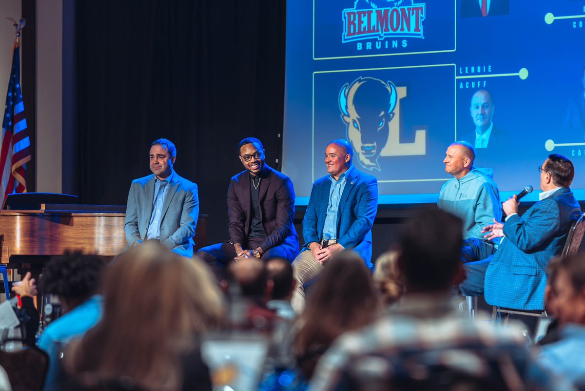 StarsNash_MBB's tweet photo. Special night last night celebrating the 10th anniversary of our club! Thankful to have a room filled full of great people. Thankful for our speakers and their support! Great coaches and men who lead many in a way that impacts others in a positive way! https://t.co/3NVjBgJlC5