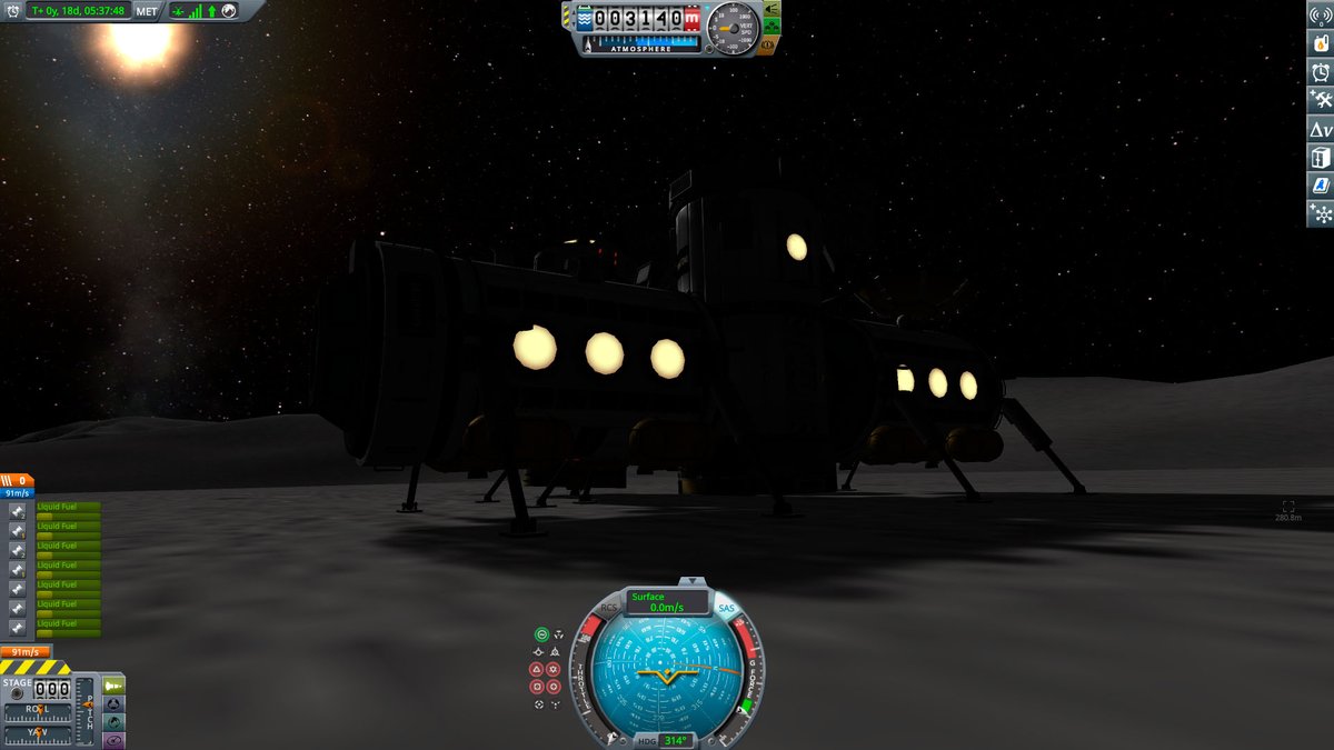 Wyniesienie w przestrzeń trzech masywnych modułów, dokowanie na orbicie, a potem delikatne posadzenie tego wszystkiego na powierzchni Księżyca.🌜

Jest satysfakcja. :3

#kerbalspaceprogram #kerbale #bazamunowa