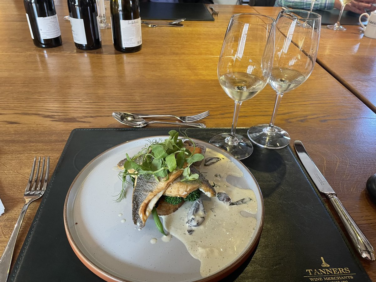 Charles Hastings Wine Club tweet media
