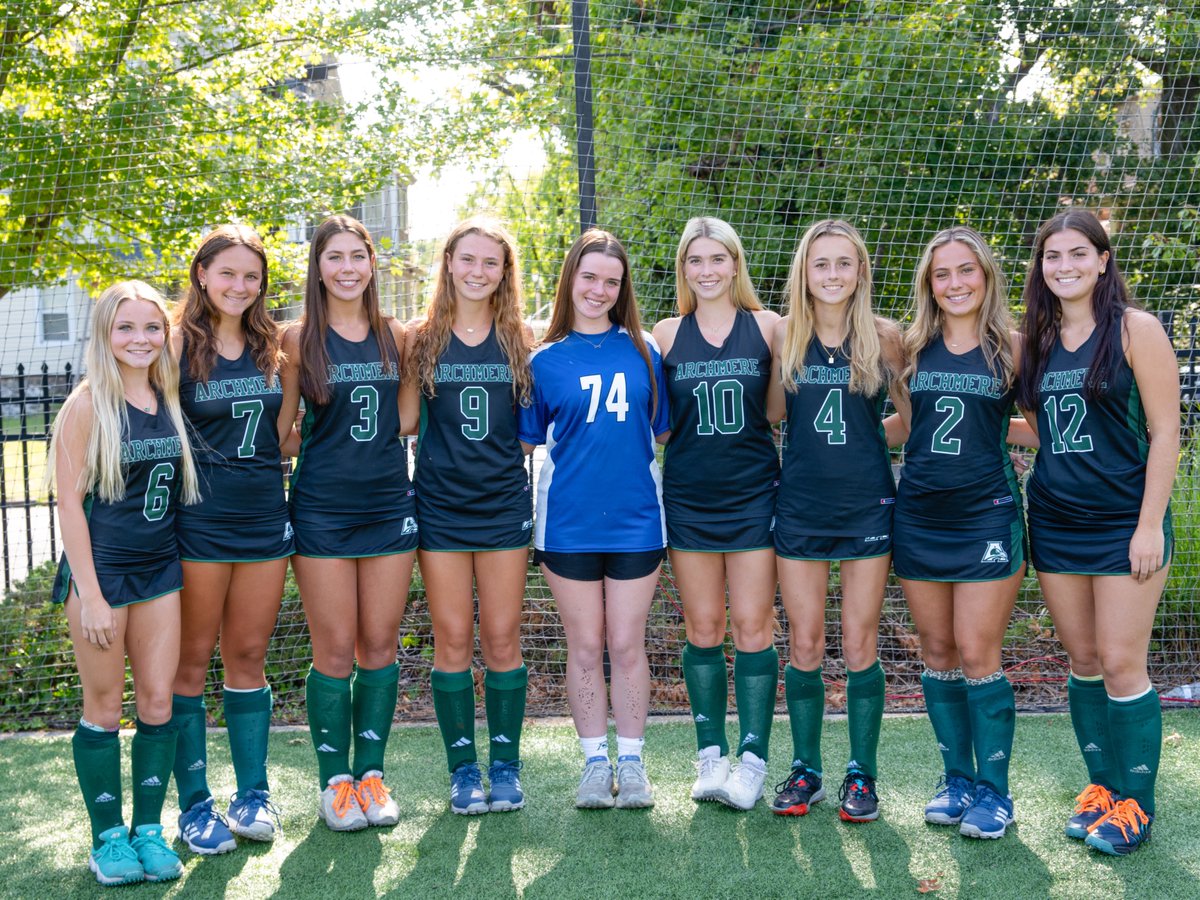 ArchmereAcademy's tweet photo. Celebrating 4 years with this #AUKsome crew! Yesterday our girls field hockey team cinched a shutout win on Senior Day over MOT Charter, led by these amazing ladies! 🏑 🎓 https://t.co/of2CvW4FvD