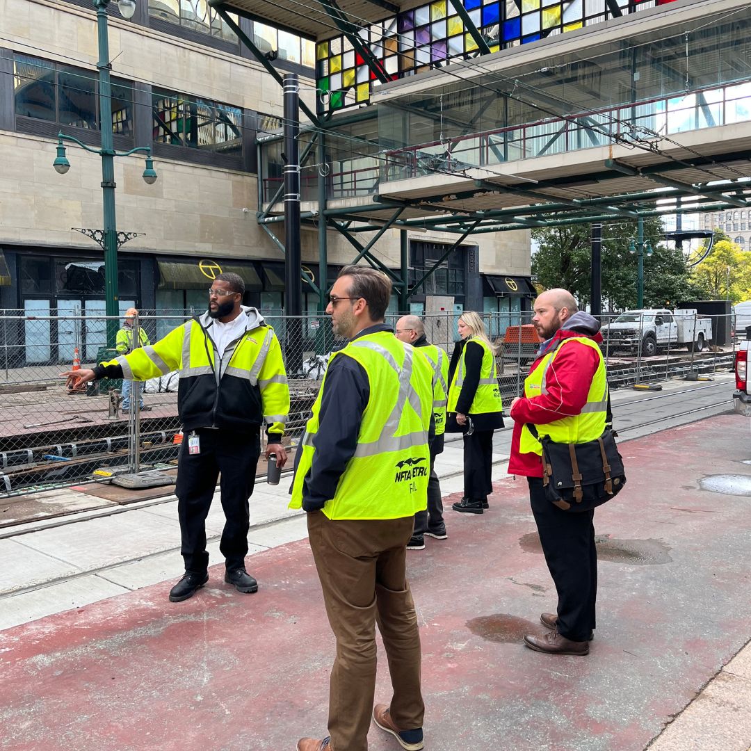 NFTAMetro's tweet photo. ποΈ Rail Renewal! ποΈ
On Tuesday, during the ongoing @NYPublicTransit conference here in #Buffalo, we gave a walking tour of the excellent progress being made to improve our rail system along Main Street. π
#NYPTA | #publictransportation https://t.co/ITr6MyfqFP