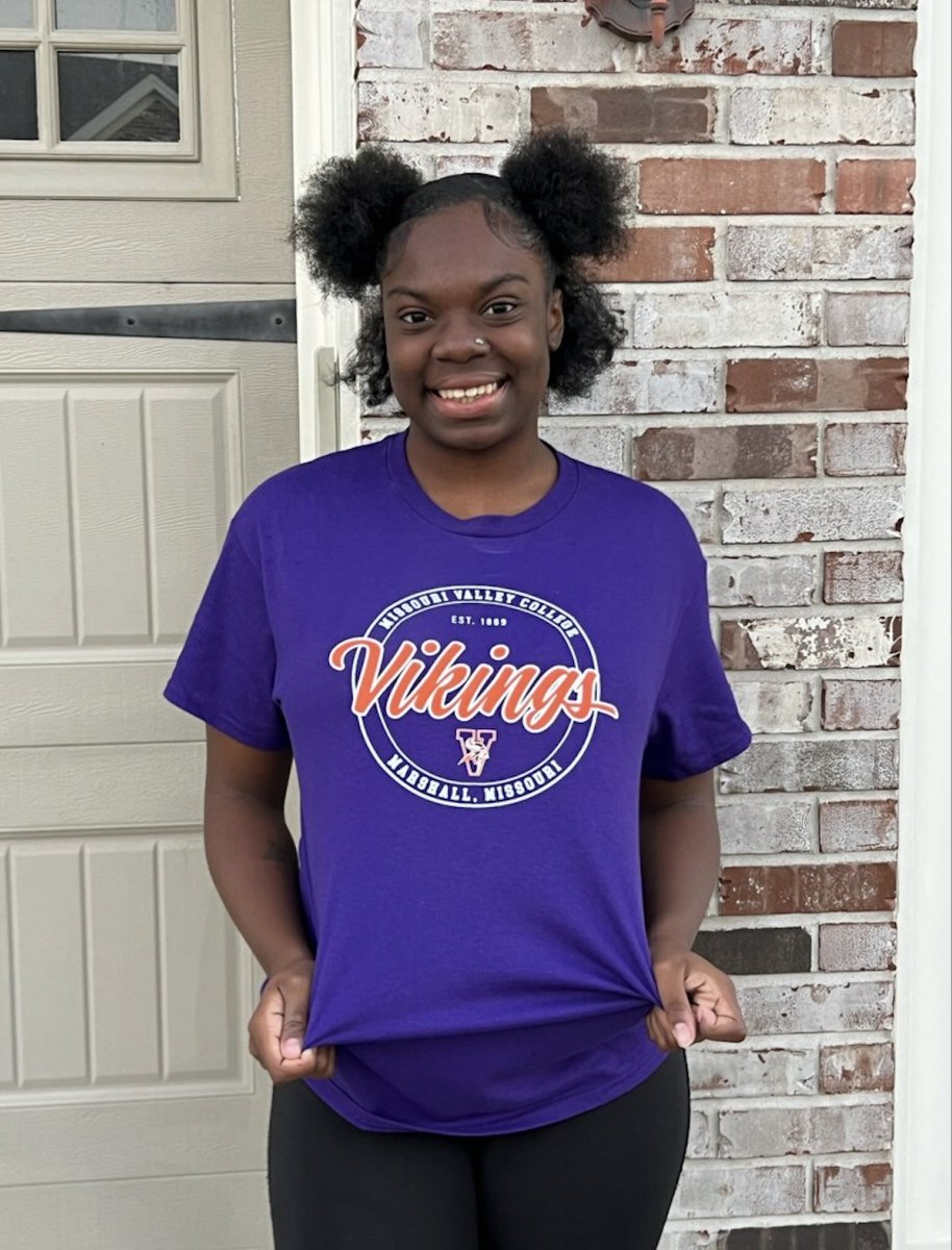 Congratulations to Faith on her commitment to Missouri Valley College!  She will join the Vikings in the fall of 2025.  We are so proud of you, Faith!
#villemade
🏐💚🏐💚🏐💚🏐💚