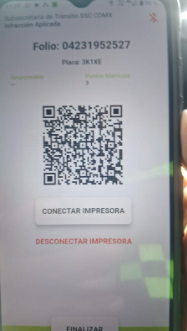 UCS_GCDMX's tweet photo. @EvidenciaCdMx @OVIALCDMX @Delvalle_Quejas @NarvarteVecinos @peatonesprimero @repartidorr @niunarepamenos Acude al lugar Policía de #TránsitoGCDMX se sanciona conforme al reglamento de Tránsito con folio de infracción.
Así mismo mantiene un dispositivo de seguridad y movilidad con el fin de evitar faltas al Reglamento de Tránsito. https://t.co/YDsNX36nIW