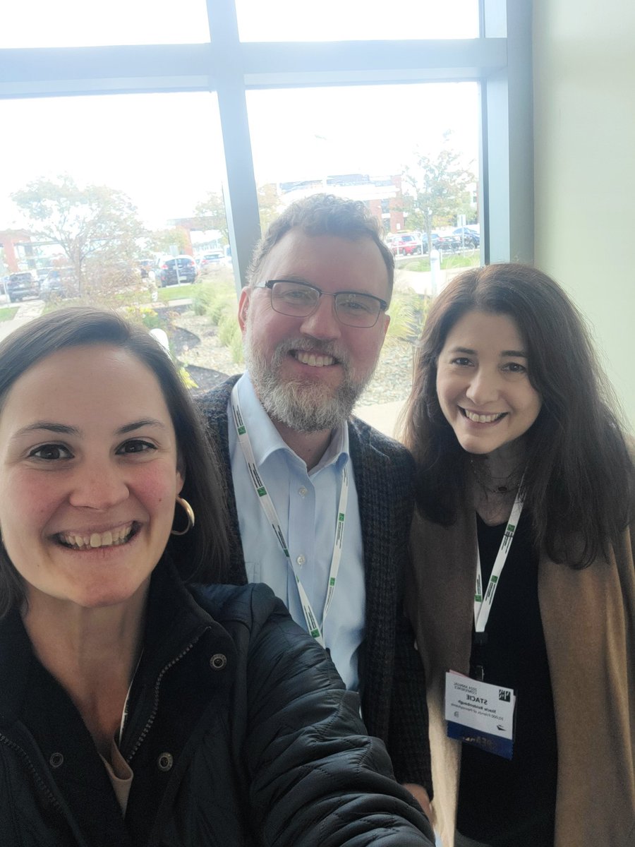 Emily Pasi tweet media