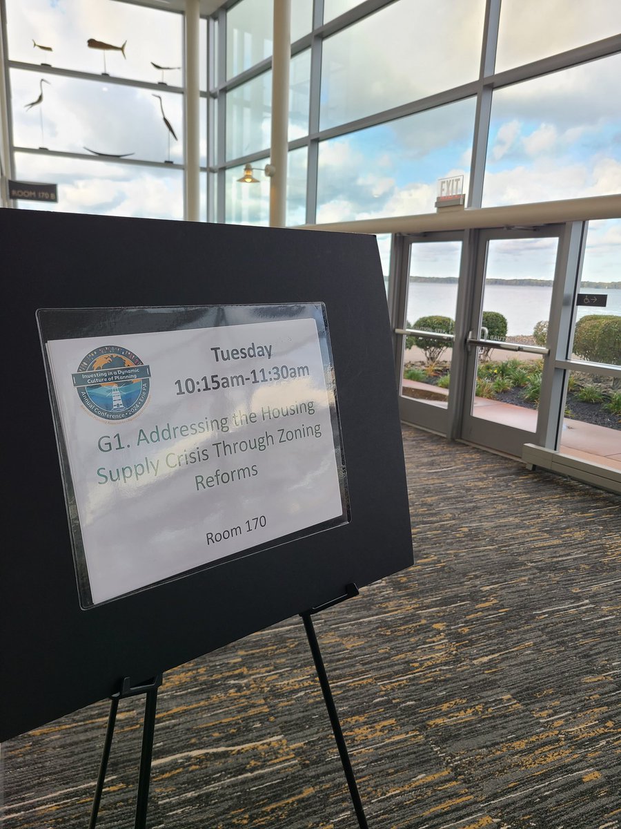 Emily Pasi tweet media