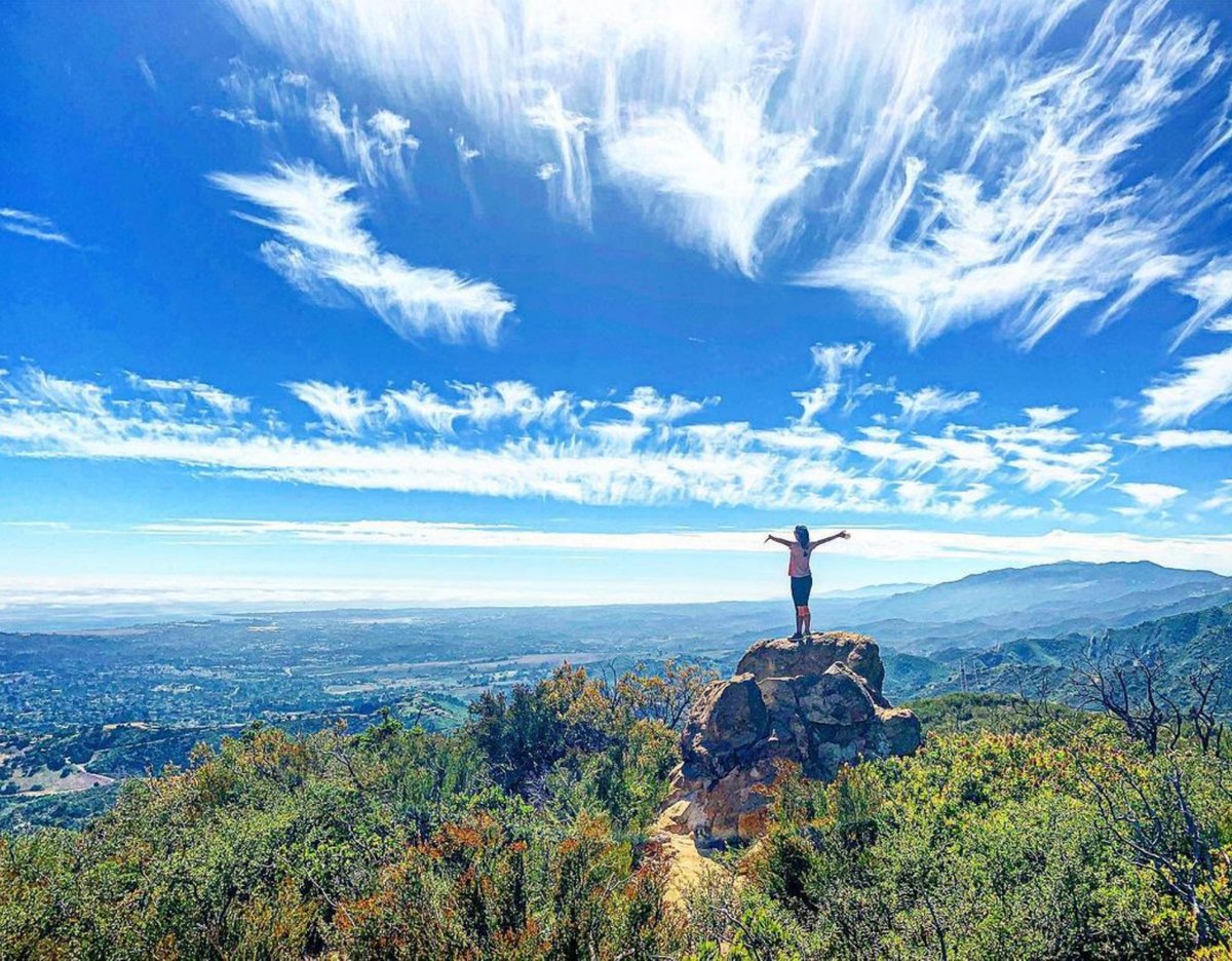 ParadisRetreats's tweet photo. Views from the top at Inspiration Point! ๐๐
๐ธ: @vilogstheworld
#InspirationPoint #SantaBarbara #HikingAdventures #ExploreNature #ParadiseRetreats https://t.co/PZsgMHGzLa