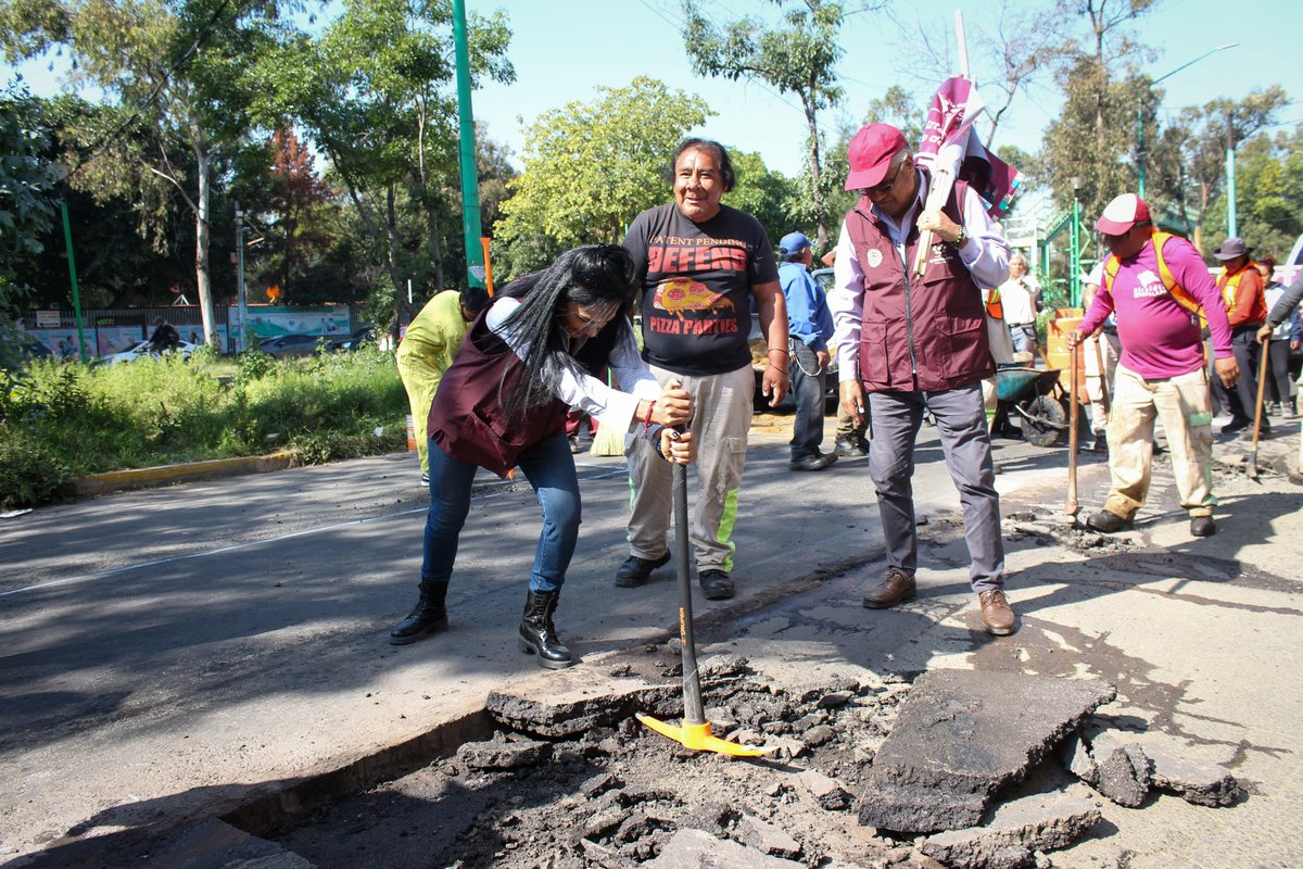 ¡Manos a la obra con el programa Bachetón: Camino Libre de Baches! Estamos trabajando para mejorar nuestras calles en conjunto con el Gobierno de la Ciudad de México.