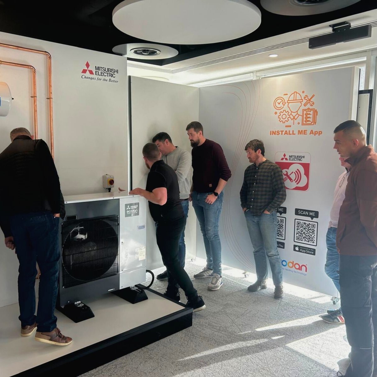 systems_se's tweet image. Our Dublin Crew attended the &quot;Mitsubishi Heat Pump&quot; course, learning about design and efficiency in domestic retrofits. 🌱💡 We&apos;re committed to enhancing energy efficiency and improving our clients&apos; quality of life with sustainable heating solutions!
#MitsubishiHeatPump #Ecodan