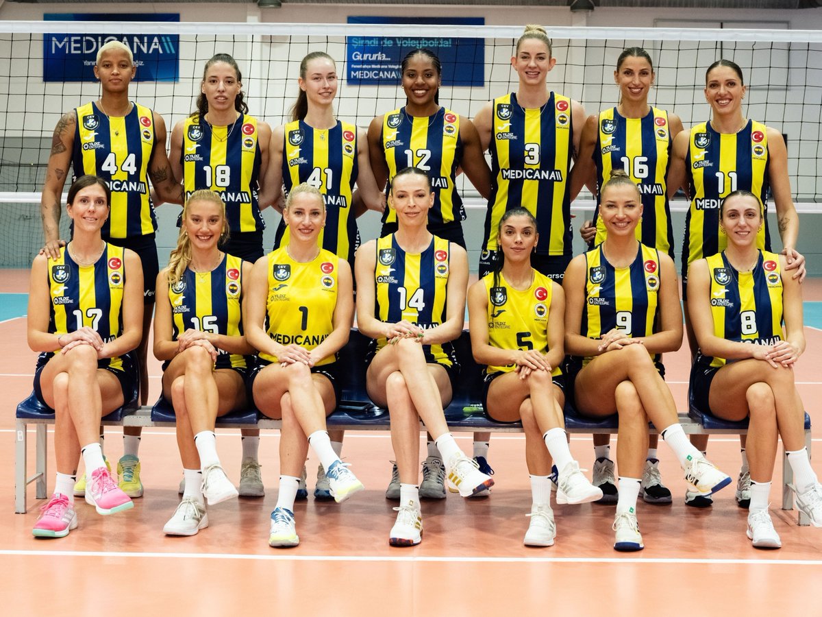 gibbybaris's tweet photo. 🔵 Fenerbahçe, 2024 yılında Türkiyede oynanan 3 kupada da şampiyon oldu

🏆 2024 Kupa Voley
🏆 2024 Sultanlar Ligi
🏆 2024 Şampiyonlar Kupası