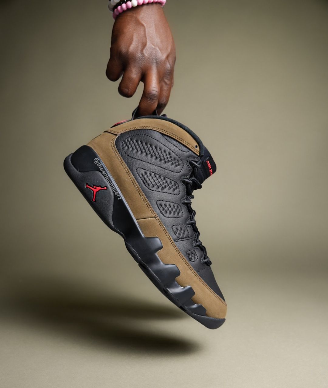 October 5 retro 9 hot sale