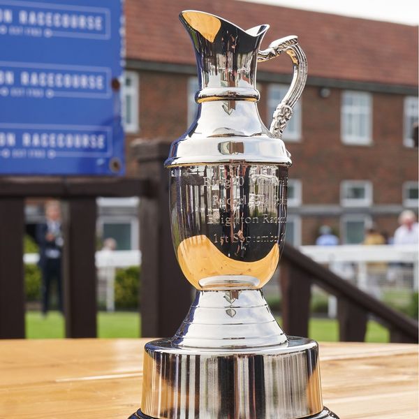 Ring20UK's tweet photo. We honoured Ella, Sebastian and Rachel - young lives lost to r(20) @BrightonRace; race 3 was dedicated in their memory with a special trophy – a moment to celebrate their courage and legacy. 📷
#Ring20 #RareEpilepsy #SUDEPActionDay
SUDEP Action: Making every epilepsy death count https://t.co/Pm8qIkkB0L