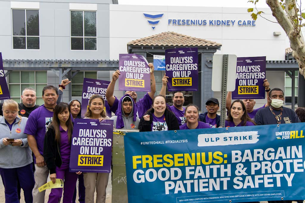 seiu_uhw's tweet photo. 🚨 🚨 🚨 It’s time for @Fresenius, @SatelliteHealth, @DaVita, and @USRenalCare executives to listen up: stop breaking the law with unfair labor practices! Stop union-busting and retaliating against frontline healthcare workers who stand up for their rights. 📣 🗣️ #FixDialysis https://t.co/EZr4cmAycK