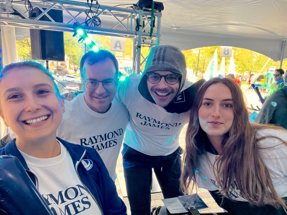 demos_mat's tweet image. 🚴‍♂️ Notre équipe a récolté plus de 3 200 $ lors du Roulons pour vaincre le diabète FRDJ, et Raymond James près de 40 000 $ pour la recherche sur le DT1!

Saviez-vous que les personnes atteintes de DT1 peuvent être admissibles au #CIPH et au #REEI?

Écrivez-moi pour en savoir pl