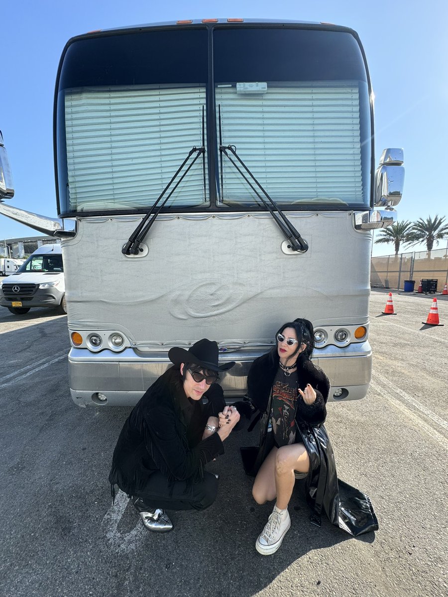 ☨ Twin Temple ☨ tweet media