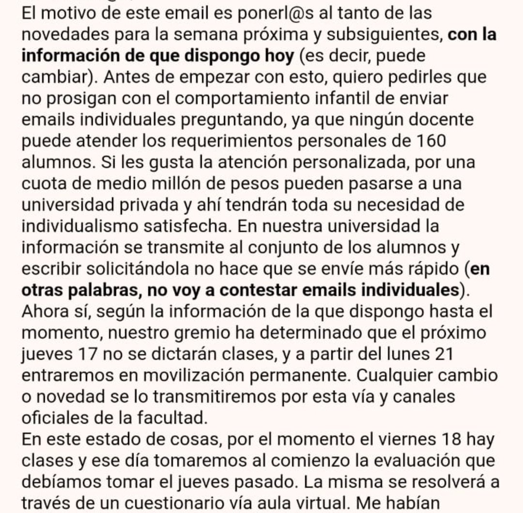 Y después te dicen educación de calidad y coso... Así responden los profesores a las consultas de los alumnos que quieren estudiar.