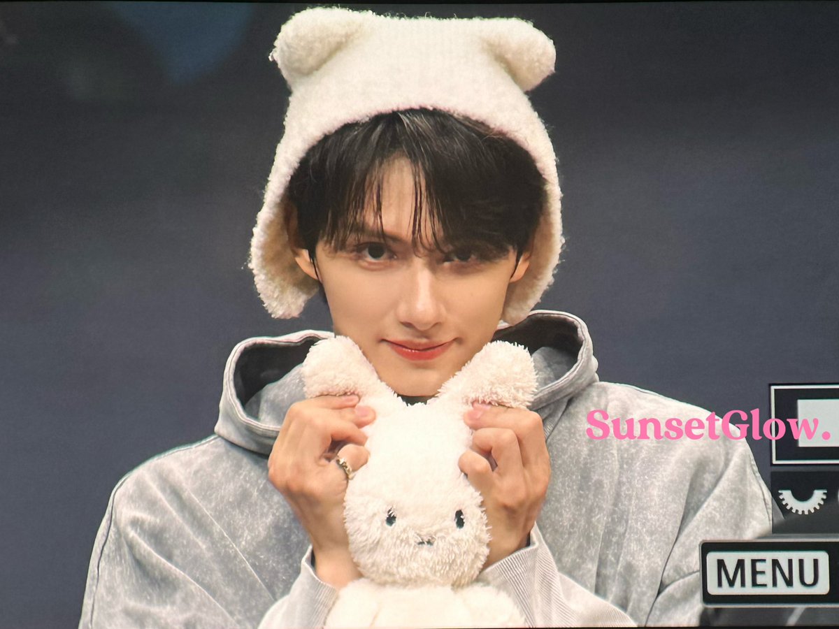 SG__cilin's tweet photo. 241016 WVS 

 #JUN #준 #문준휘 #준휘 
 #文俊辉 #ジュン
 #SEVENTEEN #세븐틴 https://t.co/4xUeEIYcLM