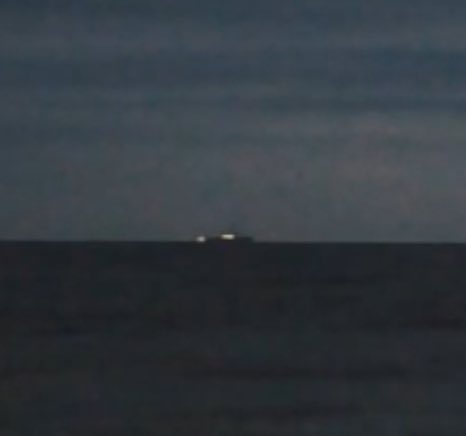 WarshipCam's tweet photo. USS Mason (DDG 87) Arleigh Burke-class Flight IIA guided missile destroyer leaving Mayport, Florida - October 16, 2024 #ussmason #ddg87
SRC: webcam https://t.co/vqsBVukcuj