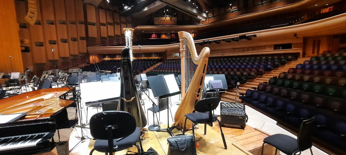 Miloš Milivojević (@milosaccordion) on Twitter photo Concert with the <a href="/BBCSO/">BBC Symphony Orchestra & Chorus</a> & <a href="/dinispsousa/">Dinis Sousa</a> <a href="/BarbicanCentre/">Barbican Centre</a>
featuring Unsuk Chin "Alarph" (London Premiere) Ravel's Boléro, Debussy's La Mer, and Bartók's Piano Concerto No. 3 with Bertrand Chamayou is scheduled for broadcast on <a href="/BBCRadio3/">BBC Radio 3</a> 16th Oct. 7:30pm.
bbc.co.uk/programmes/m00… Concert with the <a href="/BBCSO/">BBC Symphony Orchestra & Chorus</a> & <a href="/dinispsousa/">Dinis Sousa</a> <a href="/BarbicanCentre/">Barbican Centre</a>
featuring Unsuk Chin "Alarph" (London Premiere) Ravel's Boléro, Debussy's La Mer, and Bartók's Piano Concerto No. 3 with Bertrand Chamayou is scheduled for broadcast on <a href="/BBCRadio3/">BBC Radio 3</a> 16th Oct. 7:30pm.
bbc.co.uk/programmes/m00…
