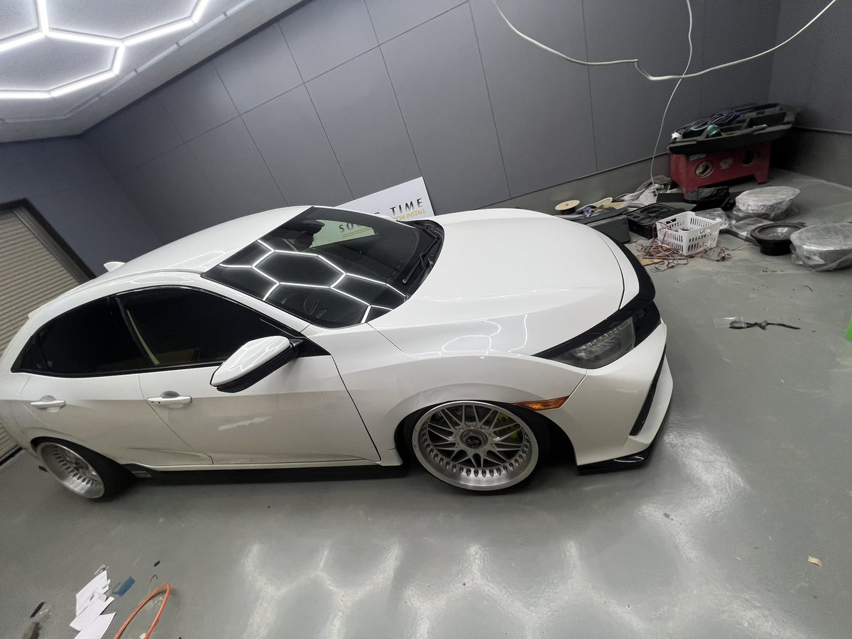 CIVIC_FK7_2000's tweet photo. リメイクしますかね https://t.co/awQi4PVa1y