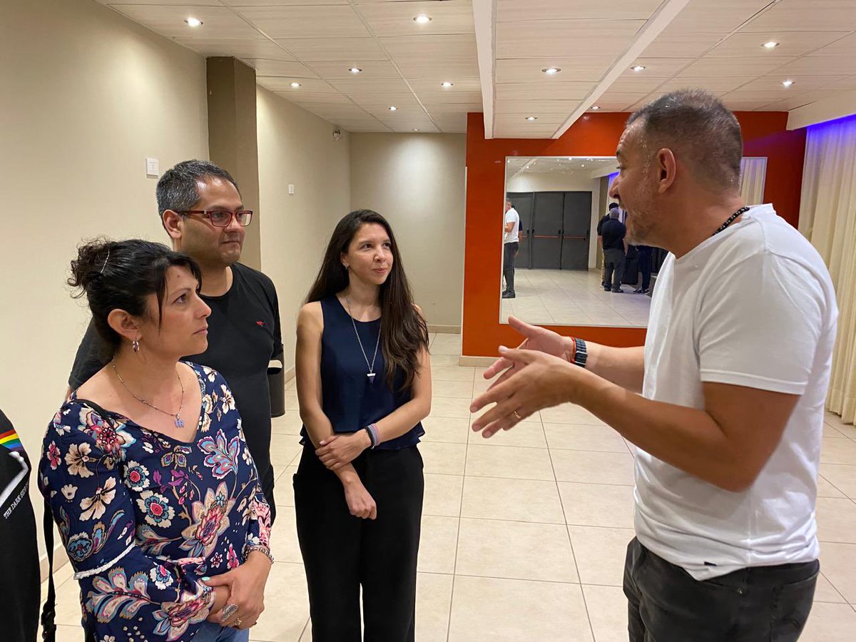 juliobanuelosok's tweet image. Tuvimos la visita al departamento #SanAlberto de Miguel Siciliano, Presidente del @BloqueHUpC donde en #MinaClavero, desarrollamos una reunión con la mesa de conducción departamental junto a dirigentes, autoridades, militantes y vecinos.