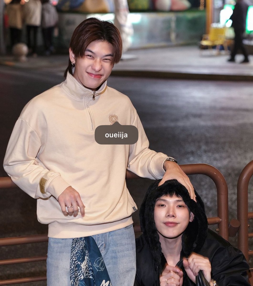 kokari_b's tweet photo. ห๊าาา อันนี้ยังไงนะคะพี่โต้ 🫣
แรงมากกกก ด่ดาสกวฟงฟงหงงหงหงก
#ต้าห์อู๋ออฟโรด #DaouOffroad
#OffroadDaou https://t.co/OV0e5yN7F4