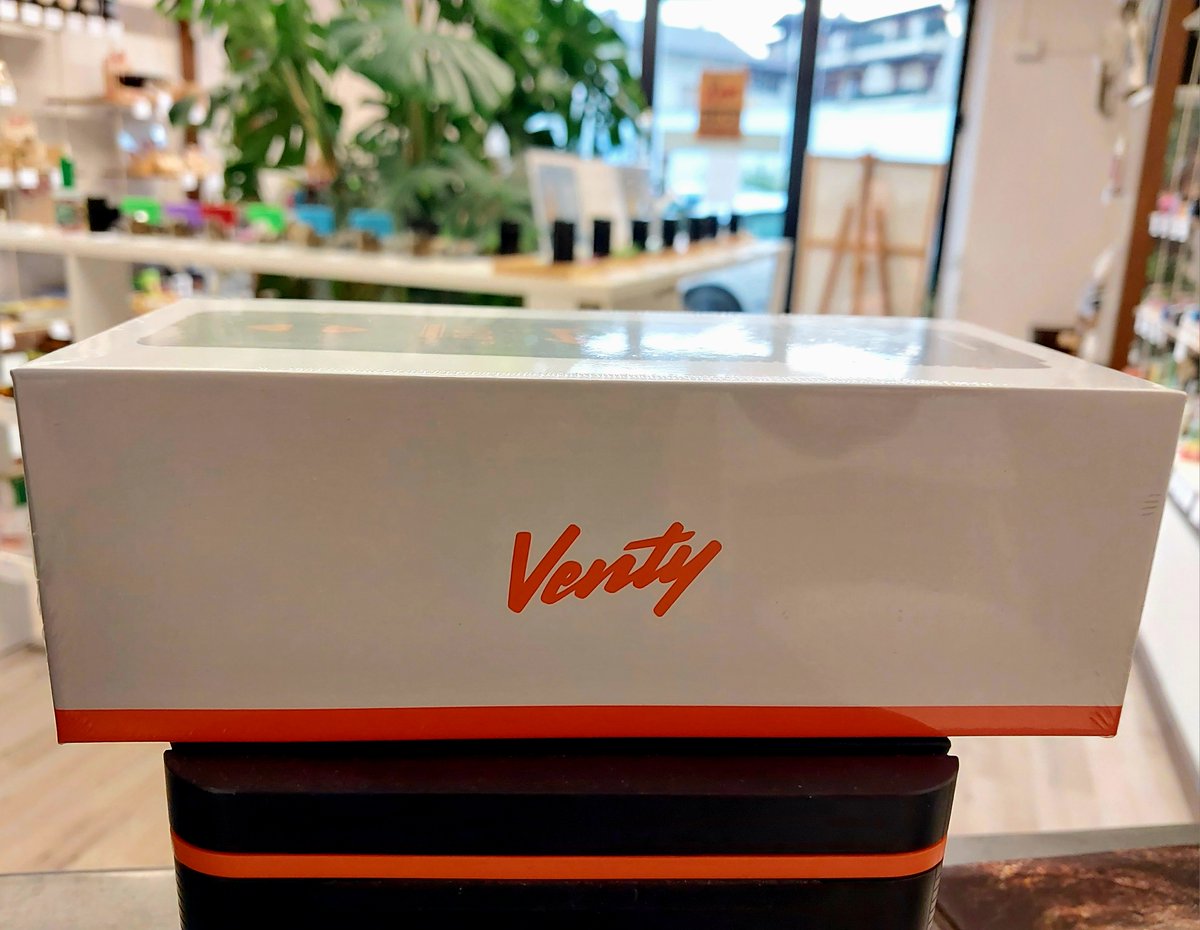 EasyjointB's tweet photo. Appena arrivato #VENTY l'ultimo nato di casa Storz &amp; Bickel! Vieni al Canapaio e scopri il vaporizzatore giusto per te

#Canapaio a #Capriolo, via Per Calepio 52
Lun-Sab
9-12:30/14:30-19
https://t.co/Kx2Ng4zkaq
Distributore h24
#adro #paratico #palazzolosulloglio #sarnico #iseo https://t.co/DkNYkMBvHF