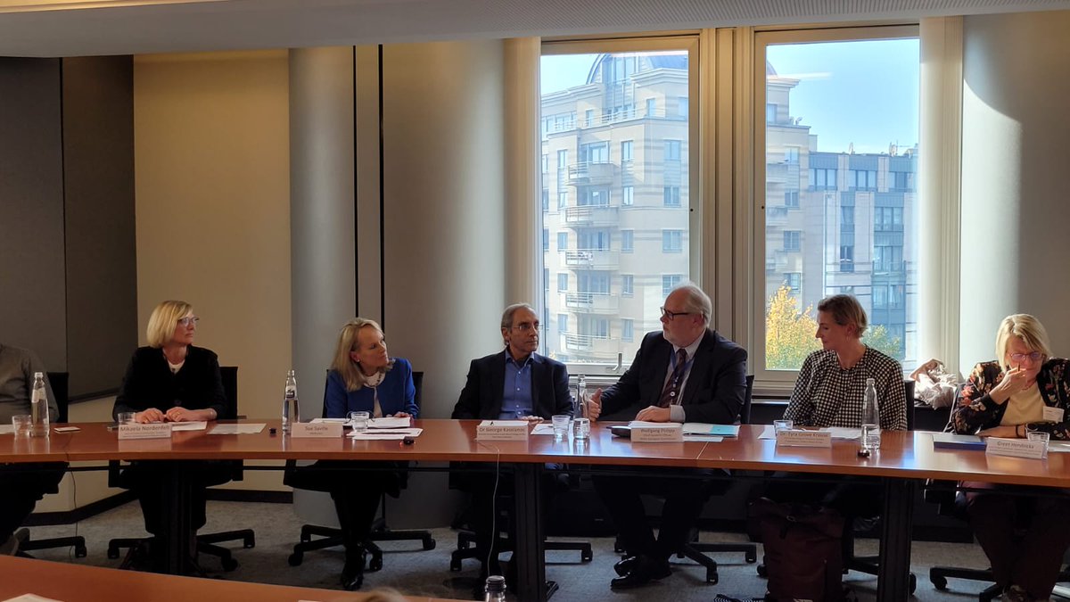 VaccinesEurope's tweet photo. At #EUFluDay, Wolfgang Philipp from the @EU_Commission reiterated the importance of data for vaccination rates and uptake https://t.co/x7vdnsVzTT