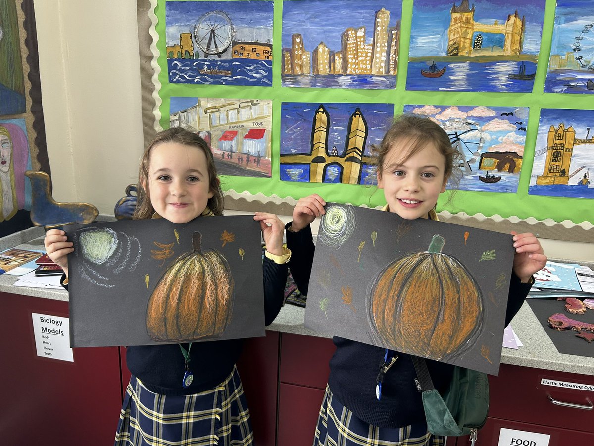 Year 3G drew these beautiful moonlit pumpkins while exploring blending colours in oil pastels <a href="/StGabrielsNews/">St Gabriel's School</a> #JuniorsArt #Autumn #oilpastel #pumpkinart