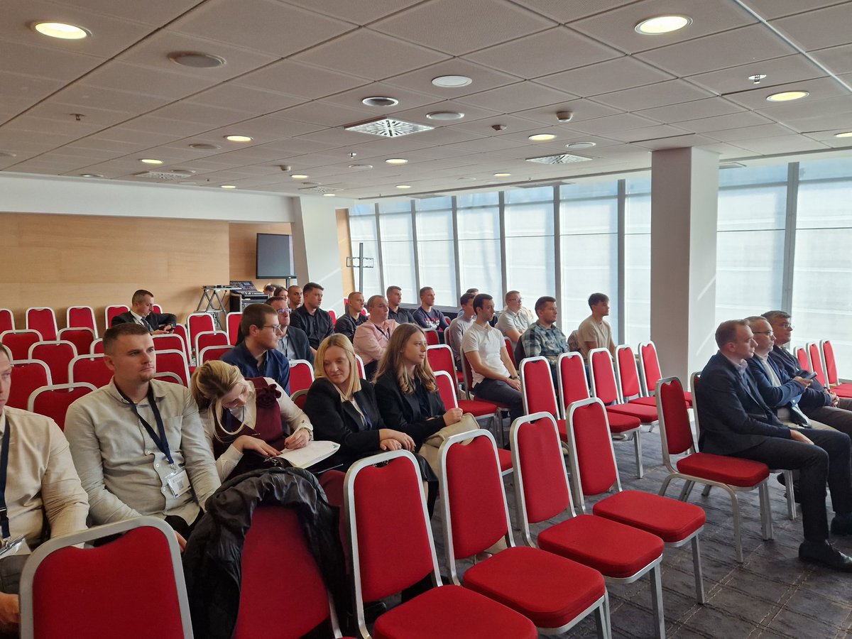 SynGRID_project's tweet image. 📸 Live at SST 2024 in Osijek! Our SynGRID session is happening now! 
Experts are sharing insights on low-voltage grid management, energy flexibility, and future collaboration. Stay tuned for more updates! 🌍⚡

#SST2024 #SynGRID