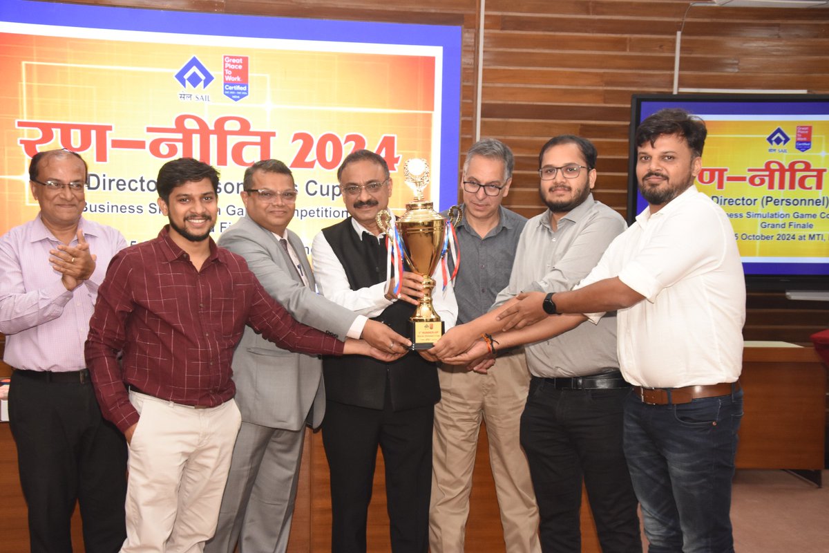 Additionally, the team comprisy Shri Rahul Singh(DGM,HSM),Shri Owais Ahmad(Senior Manager,CTS)and Shri Rahul Ranjan Panda (Senior Manager,HSM)secured the 1st runner-up position.
#Ranniti
#MTI