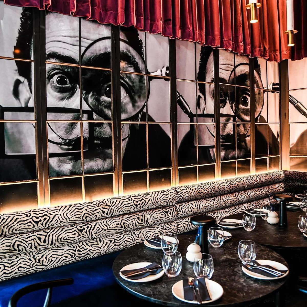 Looking for a dining experience that’s as unique as it is unforgettable? Obscura Cocktail Bar &amp; Eatery in Johannesburg is serving up a Wonderful 3-course lunch with a cocktail for only R350! Book via bit.ly/4h7wLH9