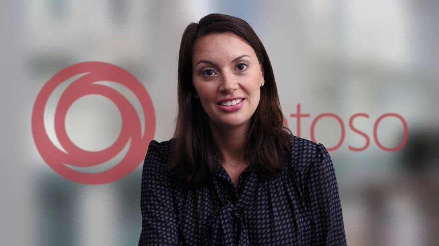 Для корпоративных пользователей Microsft Teams вышла функция брендирование фона в видеозвонках.

Функция настраивается администратором для отдельных команд. При включённой функции у пользователей будет размыт фон и сзади человека будет отображаться логотип в установленном месте.