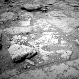 MarsMissionImgs's tweet photo. #CuriosityRover image taken on #Sol3651 at 1:46:48.561 PM with #Navcam #Mars #NASA #Space https://t.co/8hTRQBKbOZ