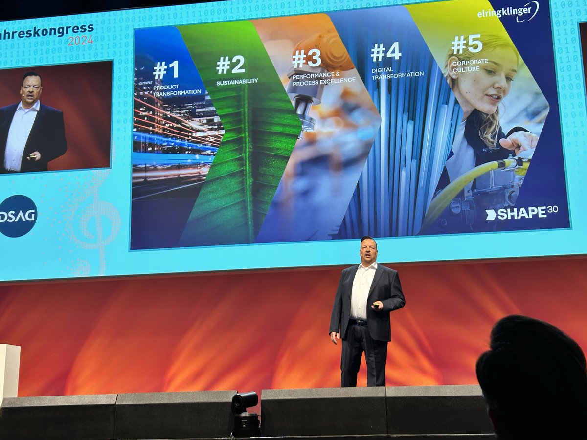 Exciting keynote at the #DSAGJK24. Stephan Gemm, #CIO outlines how ElringKlinger efficiently manages the transformation to SAP #S4HANA and to the #cloud with #RISE with SAP. cbs is proud to support ElringKlinger's digital transformation as partner!