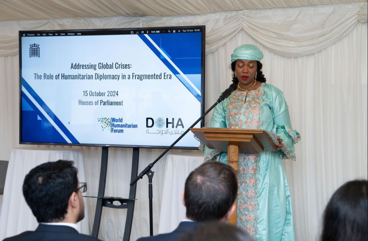 لولوة الخاطر Lolwah Alkhater tweet media