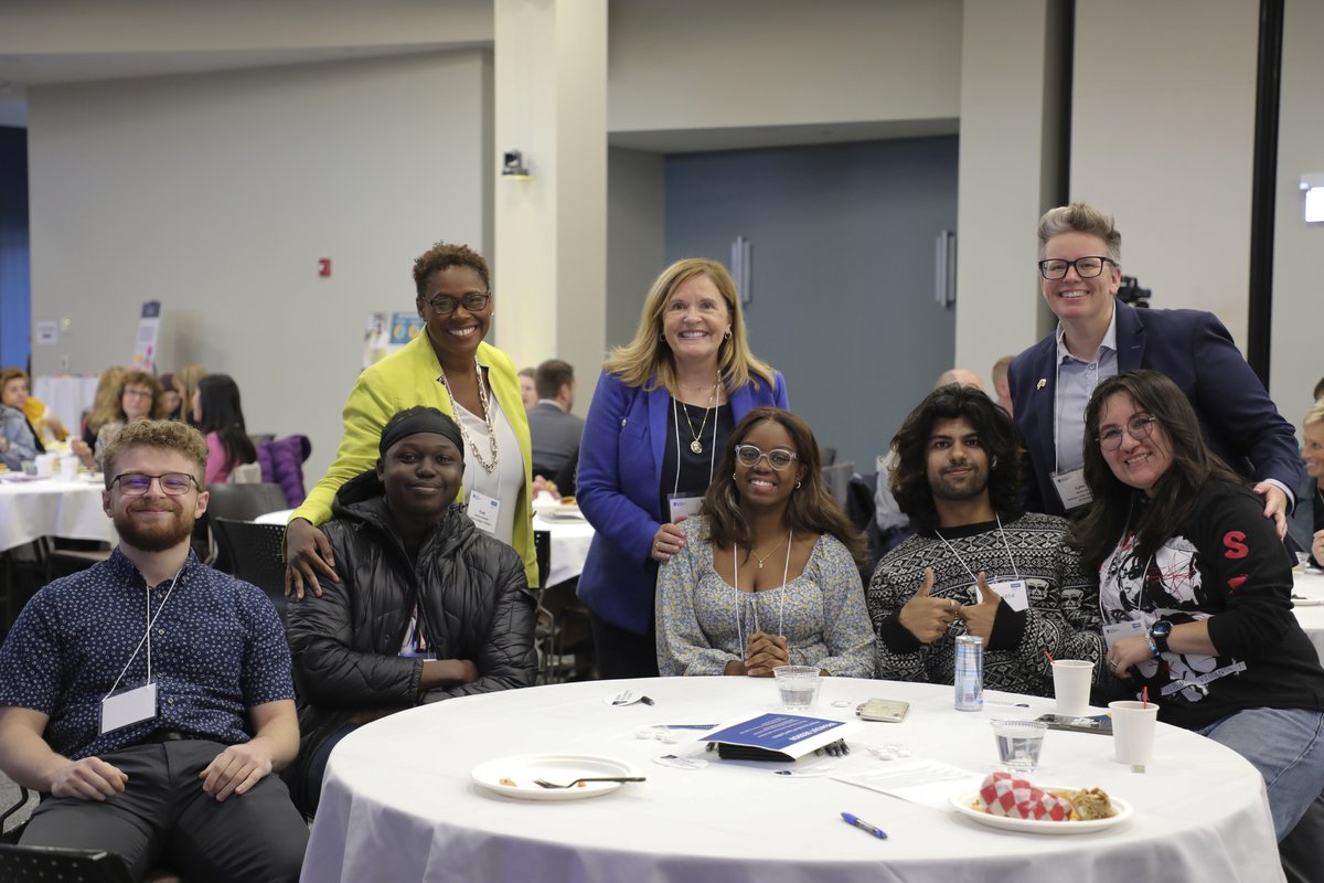 CHEPPtweets's tweet image. Thank you to everyone who joined us at @SNHU’s campus and took part in last week's lively & insightful discussions about supporting learners’ #BasicNeeds in #HigherEd! 💙